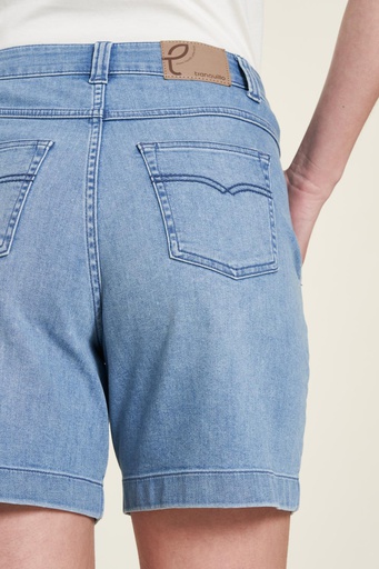 Kurze Jeans aus Bio-Denim